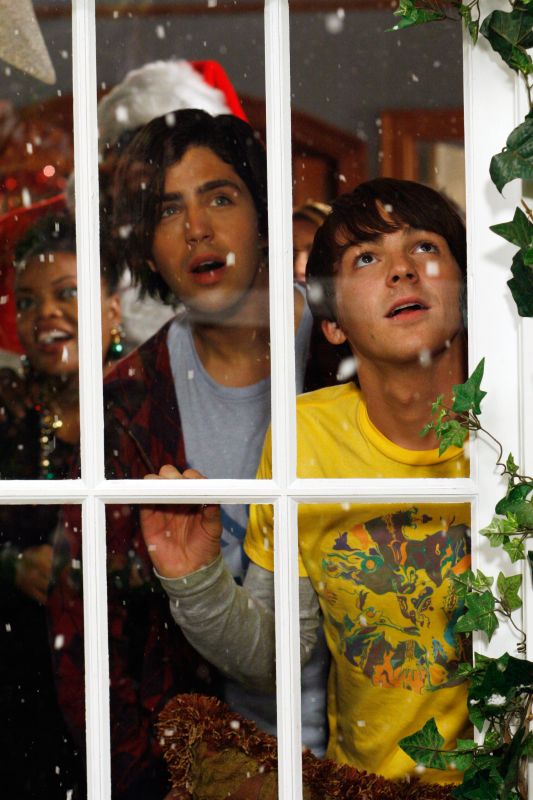 Merry Christmas Drake & Josh
